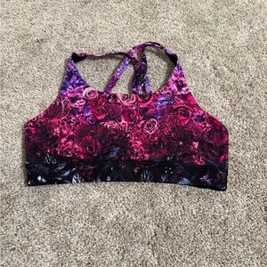 Lululemon sports bra
